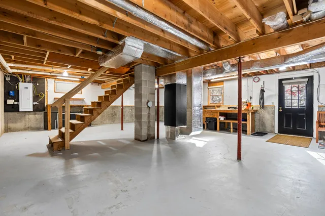 $450,000 | 441 Splitrock Road, Bristol, ME 04539