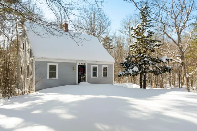 $450,000 | 441 Splitrock Road, Bristol, ME 04539