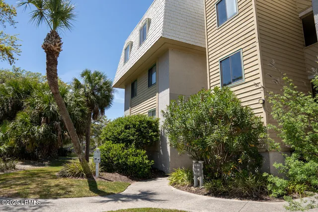$359,000 | 171 Beach Club Villa Drive, Unit 171, Fripp Island, SC 29920