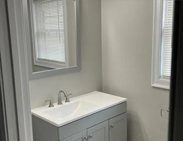 $2,250 | 25 Denison Street, Unit 2, Providence, RI 02904