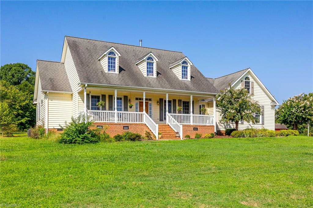 263 Loflin Pond Road Asheboro, NC 27203 - Photo 4 of 49 Gallery Image 4