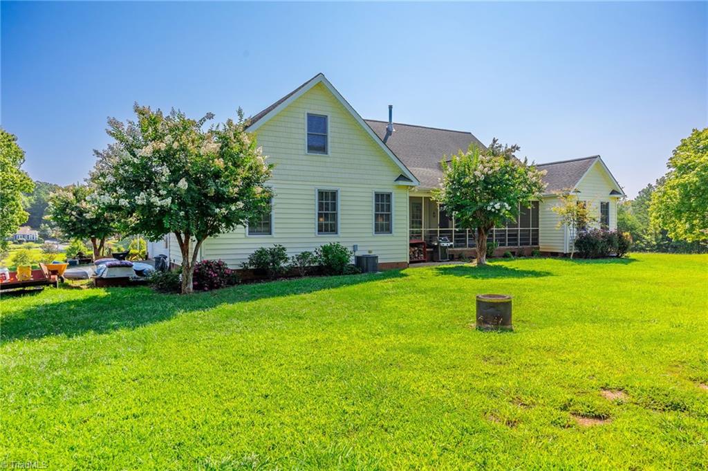 263 Loflin Pond Road Asheboro, NC 27203 - Photo 7 of 49 Gallery Image 7