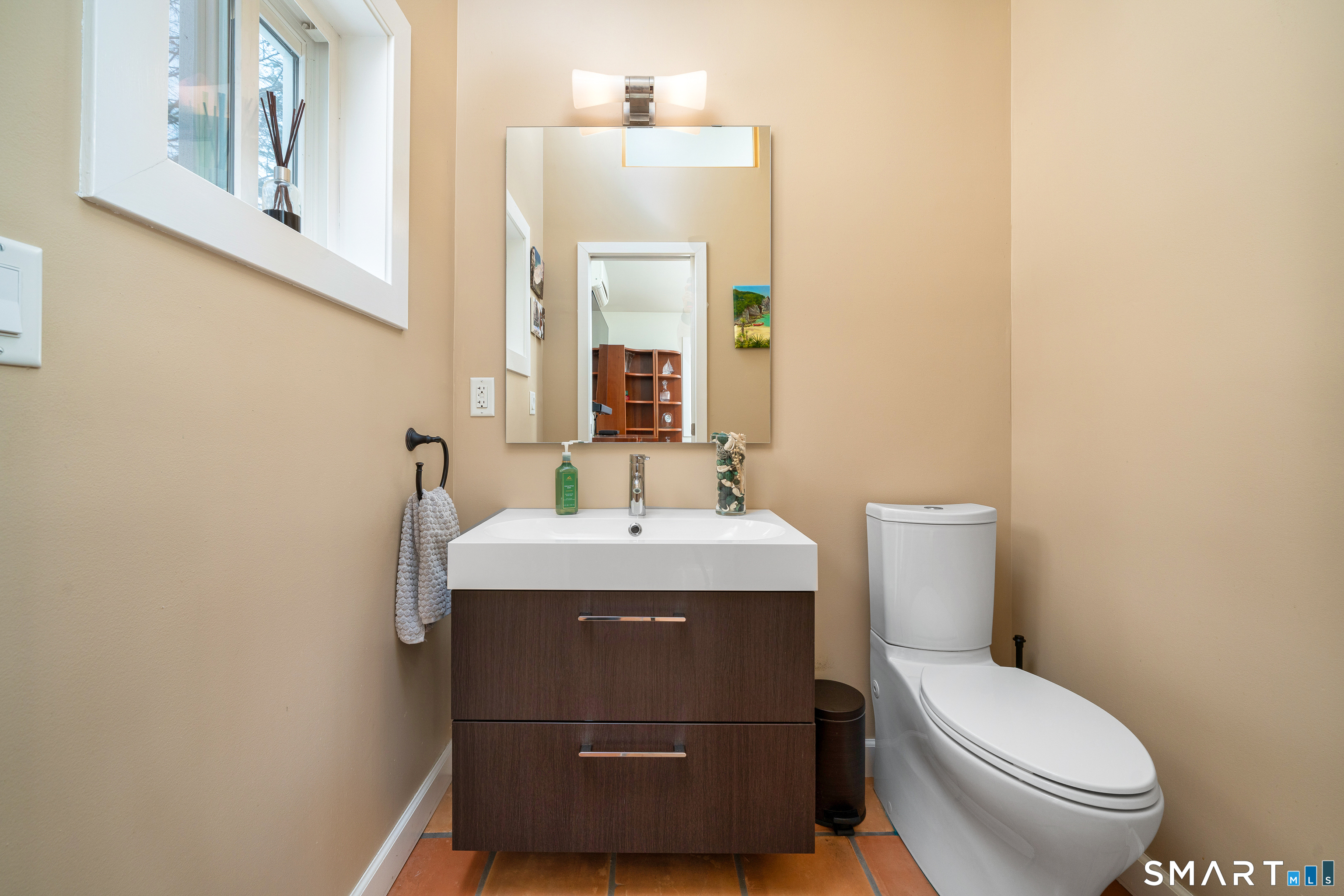 125 Country Club Road Avon, CT 06001 - Photo 13 of 29