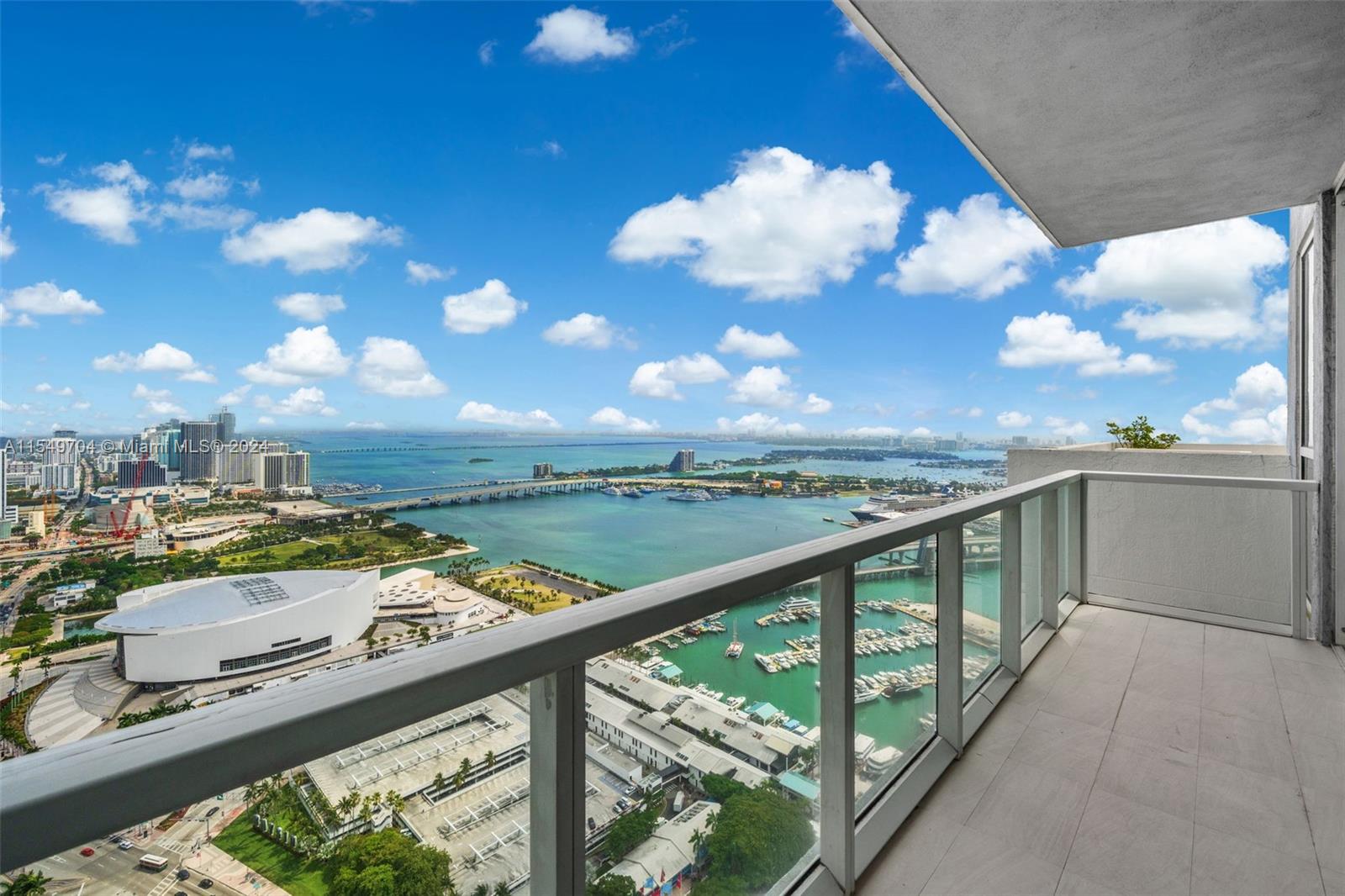 244 Biscayne Boulevard, Unit UPH4904 Miami, FL 33132 - Photo 27 of 49 a view of city with balcony