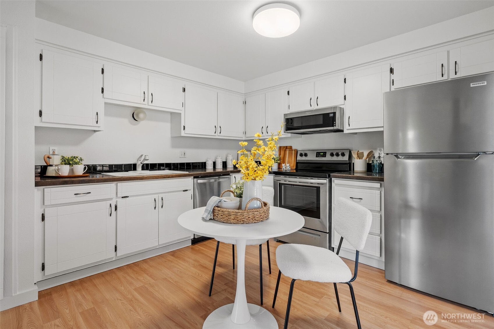 6876 Helena Street Clinton, WA 98236 - Photo 13 of 40