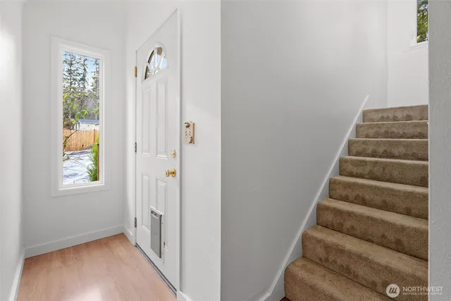 $495,000 | 6876 Helena Street, Clinton, WA 98236