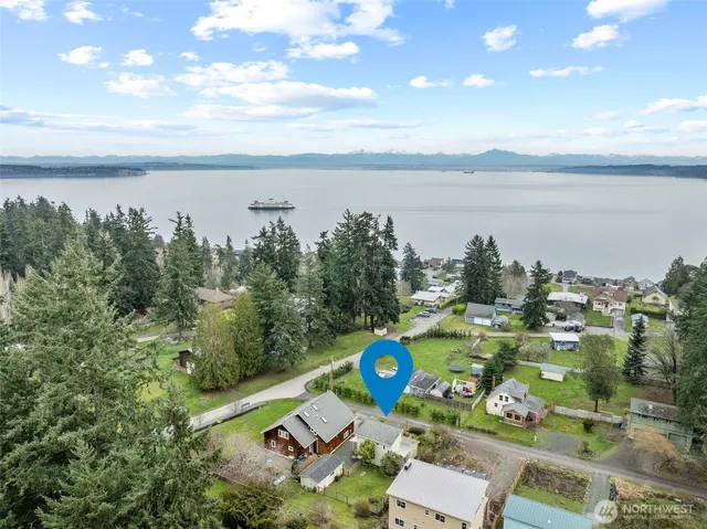 $495,000 | 6876 Helena Street, Clinton, WA 98236