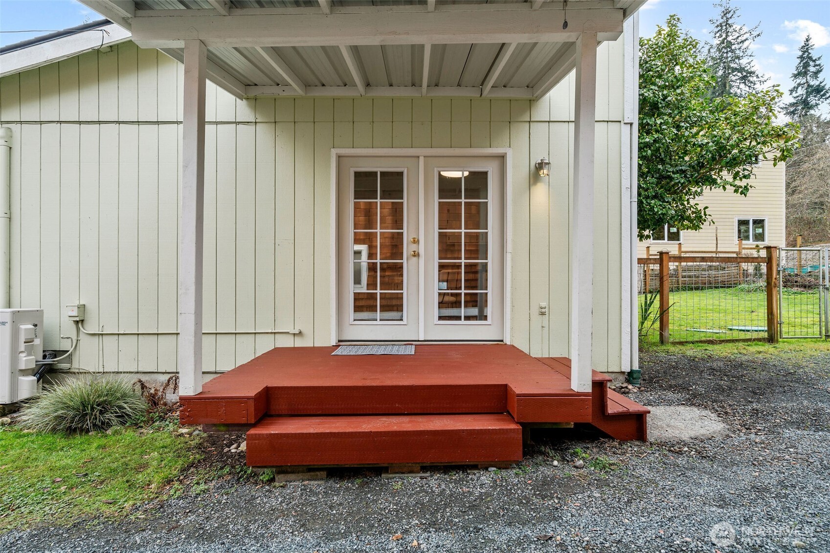 6876 Helena Street Clinton, WA 98236 - Photo 28 of 40