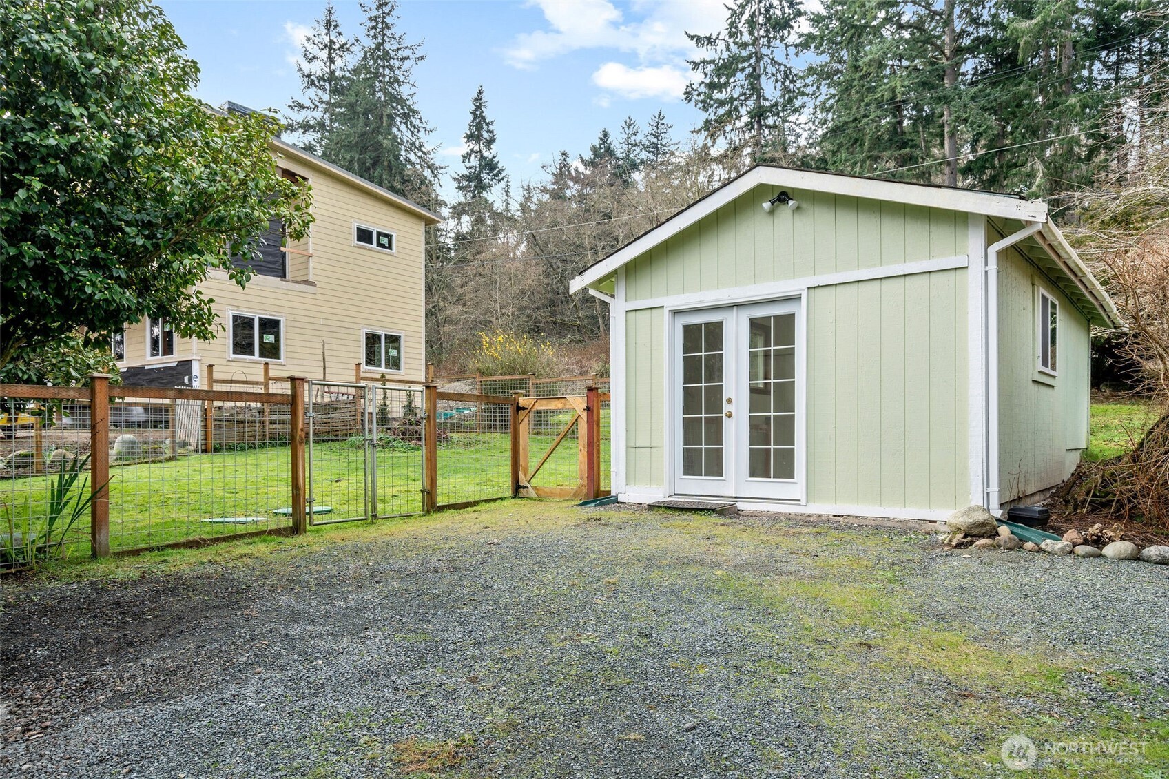 6876 Helena Street Clinton, WA 98236 - Photo 31 of 40