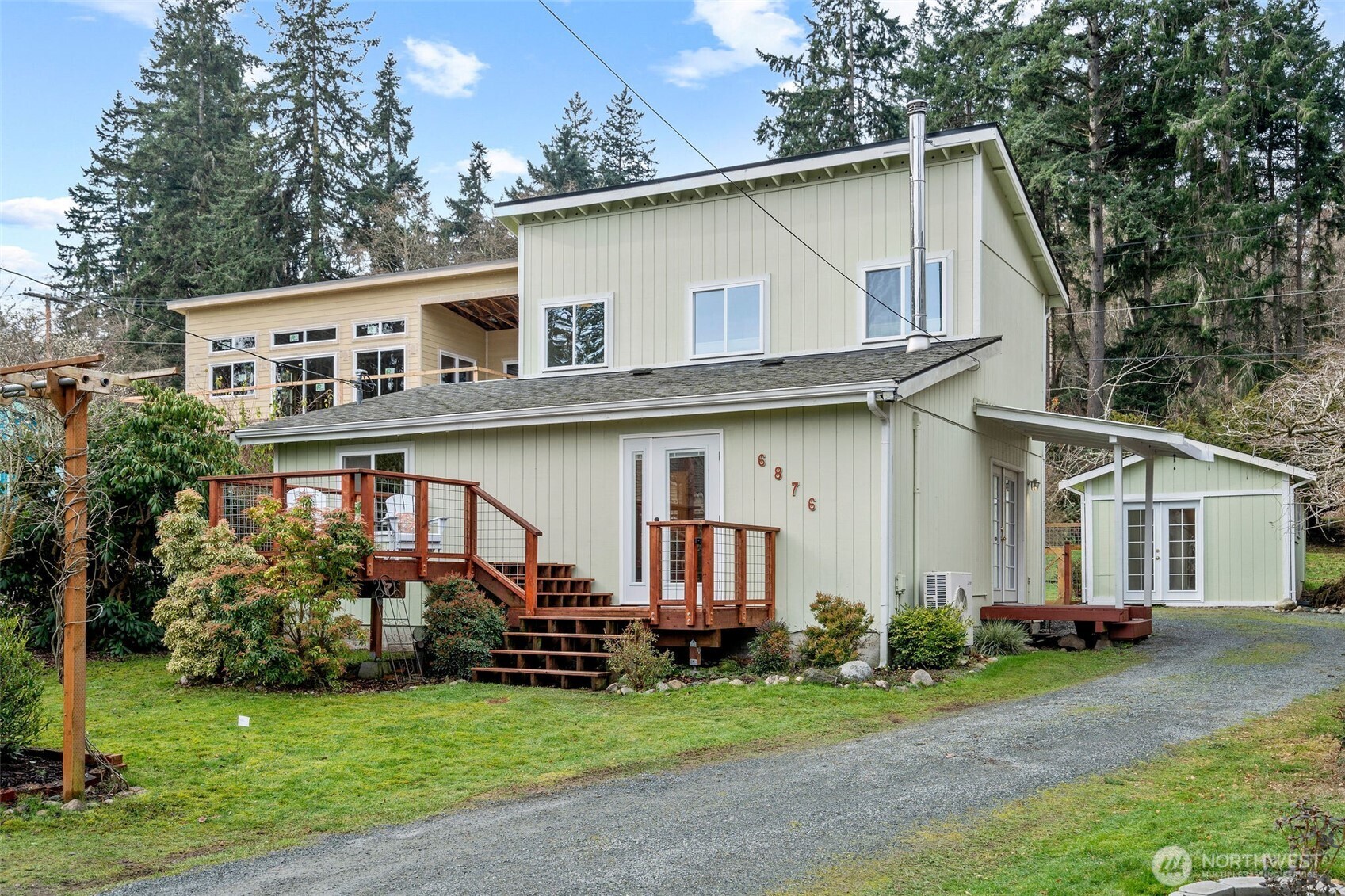 6876 Helena Street Clinton, WA 98236 - Photo 6 of 40