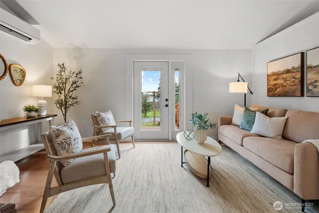 $495,000 | 6876 Helena Street, Clinton, WA 98236