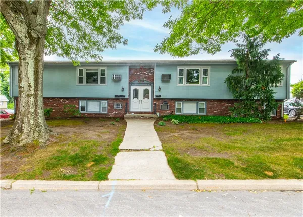 $275,000 | 34 Capuano Avenue, Unit A, Cranston, RI 02920