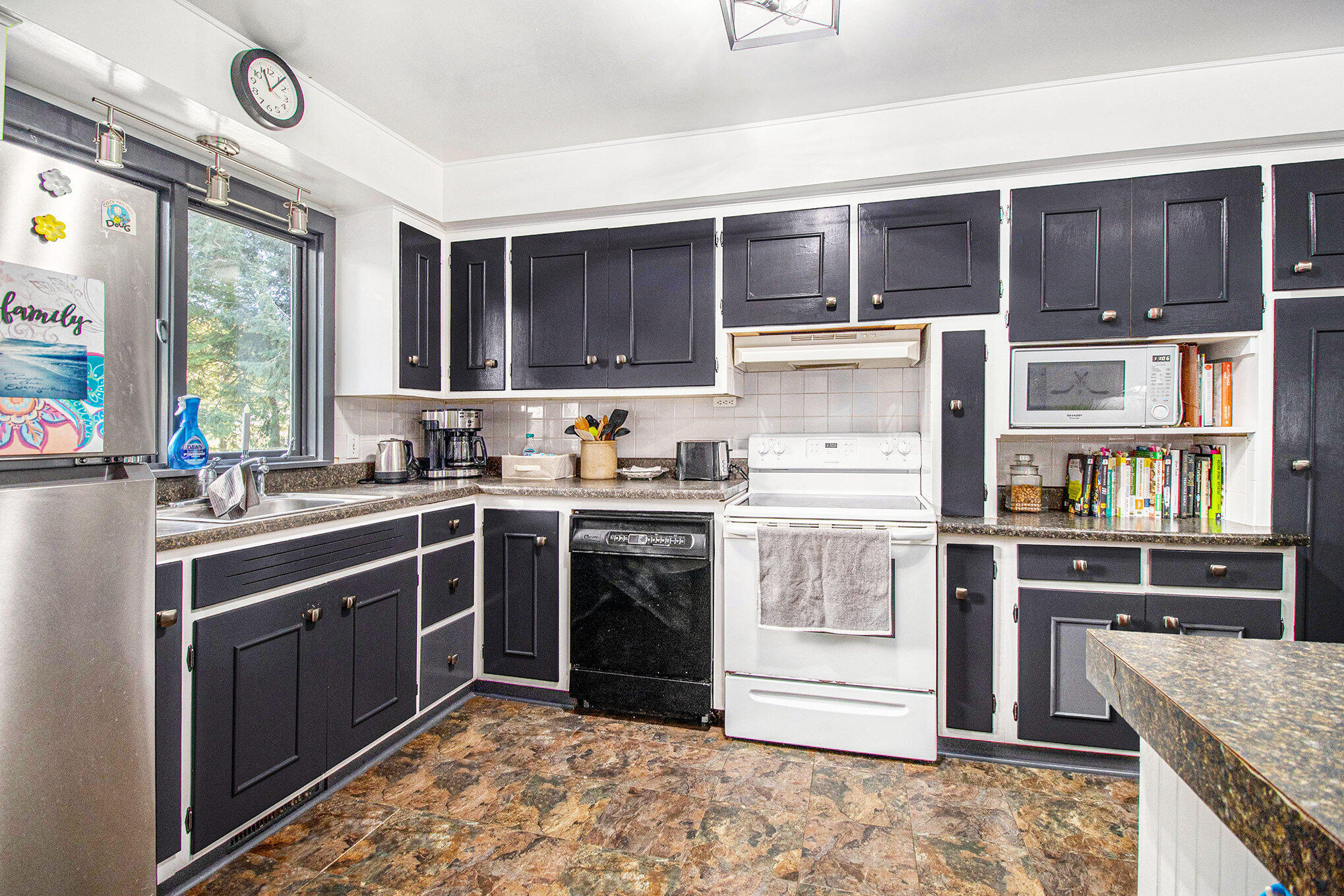 3725 Olney Road Kalamazoo, MI 49006 - Photo 10 of 26 012_file_6