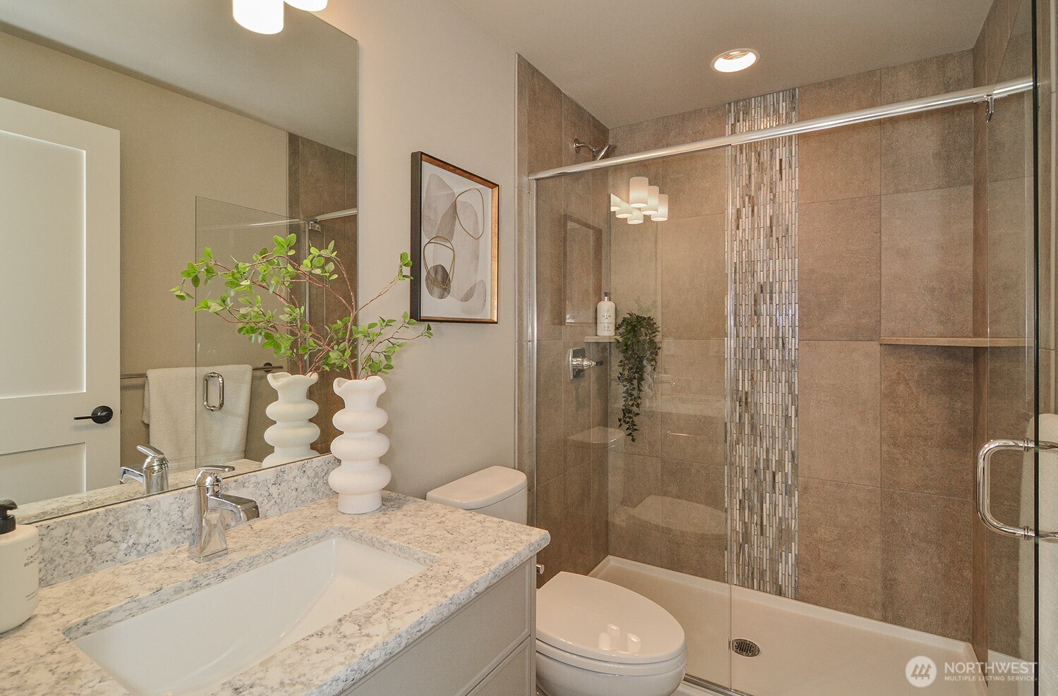 4319 Southwest 102nd Street Seattle, WA 98146 - Photo 11 of 24