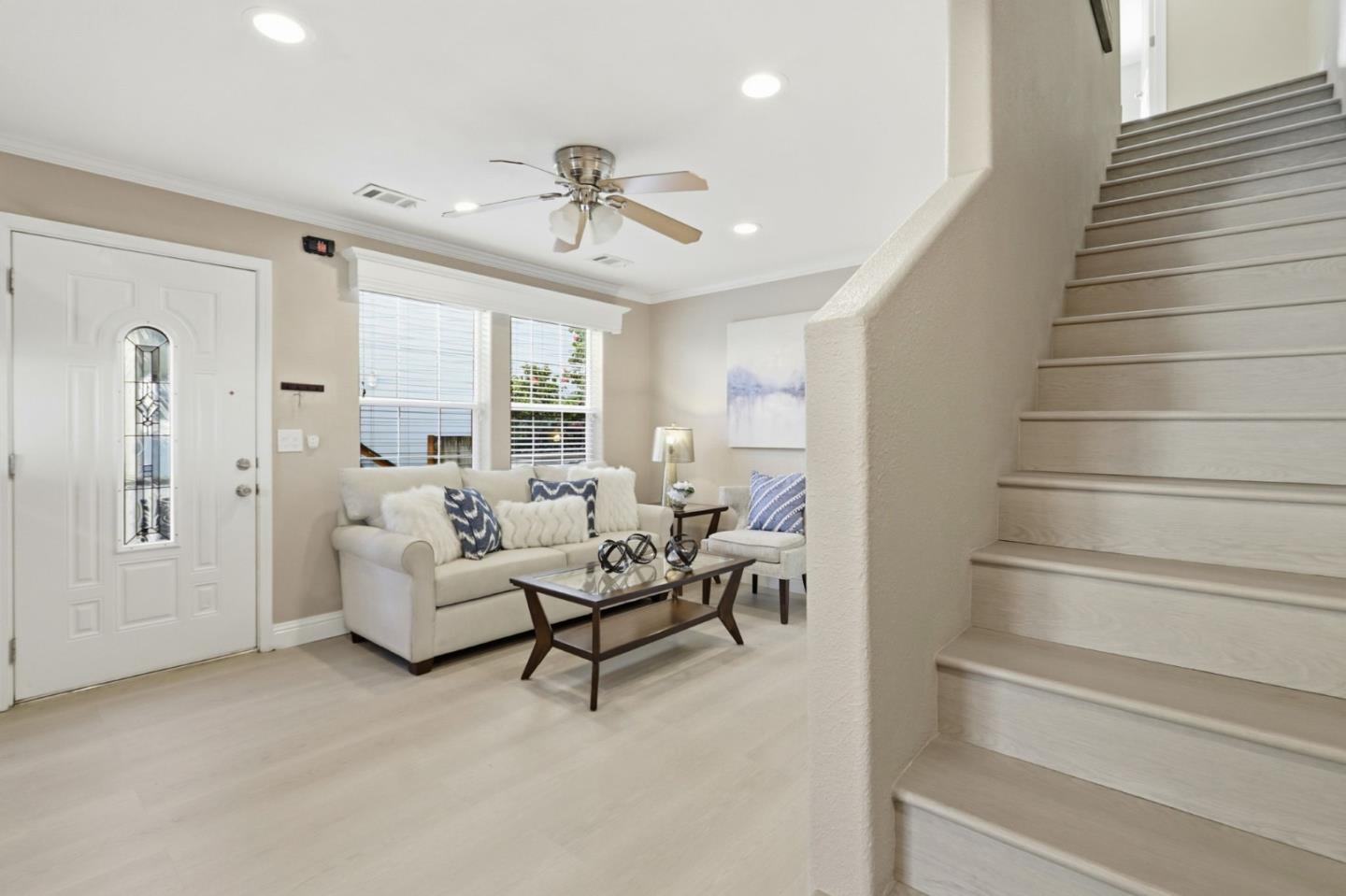 14685 Oka Road, Unit 11 Los Gatos, CA 95032 - Photo 14 of 35