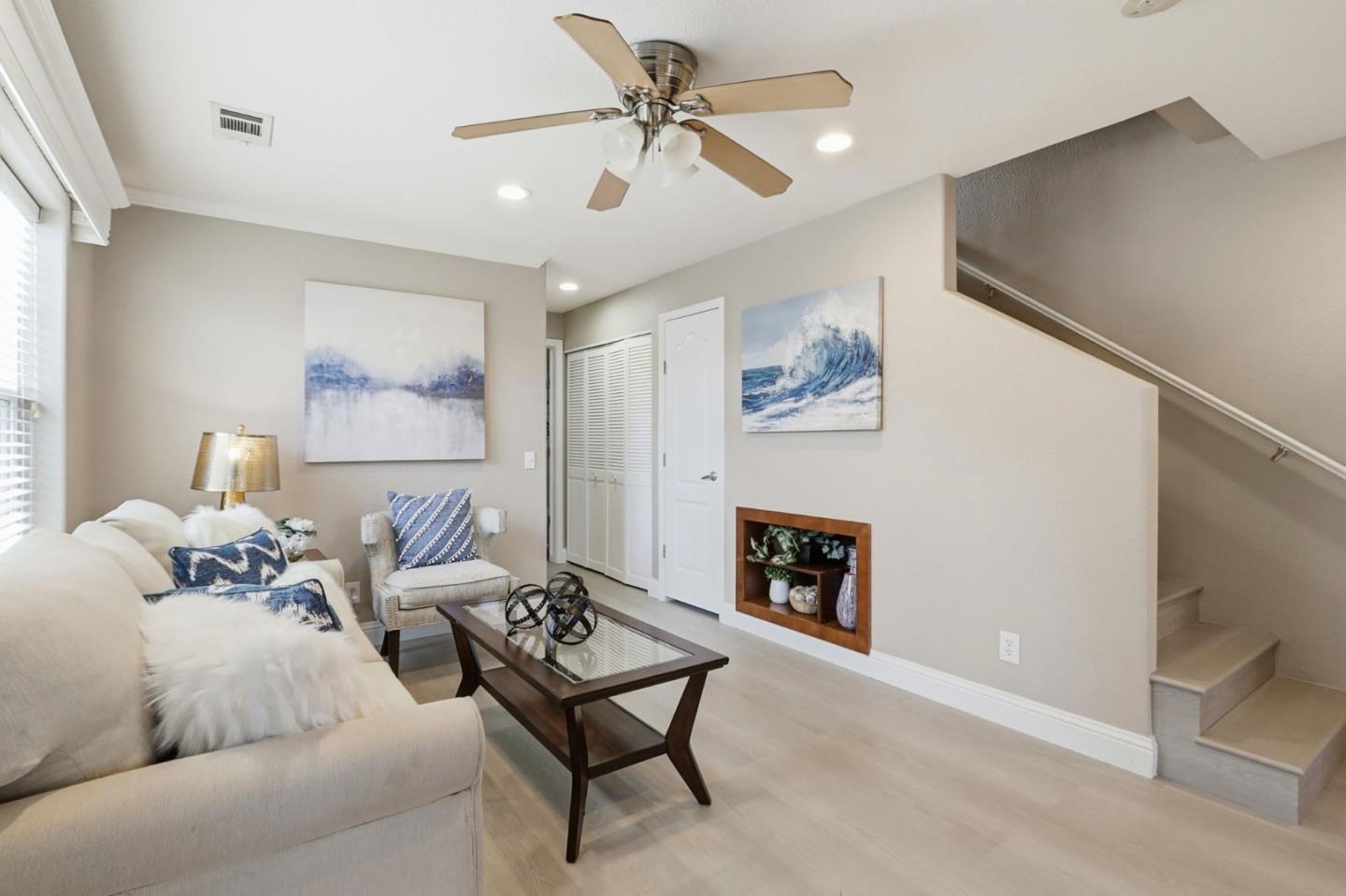 14685 Oka Road, Unit 11 Los Gatos, CA 95032 - Photo 5 of 35