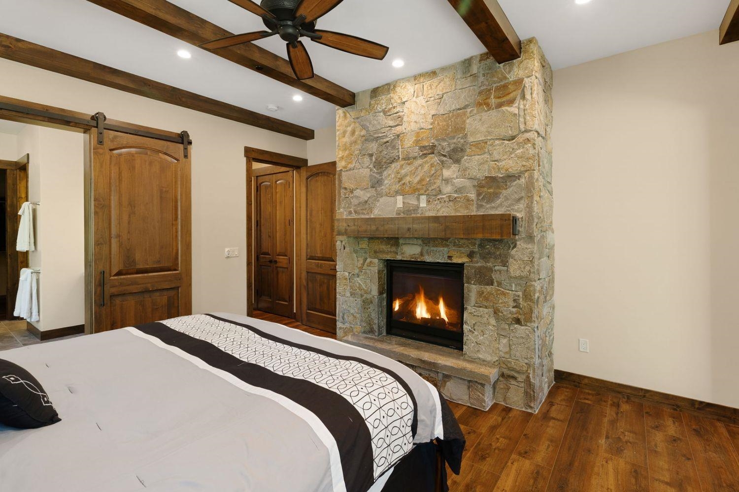 9295 Brae Road Truckee, CA 96161 - Photo 10 of 28 Gallery Image 10