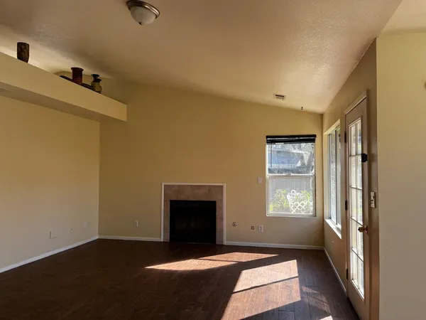 $459,000 | 1860 Vassar Court, Los Banos, CA 93635