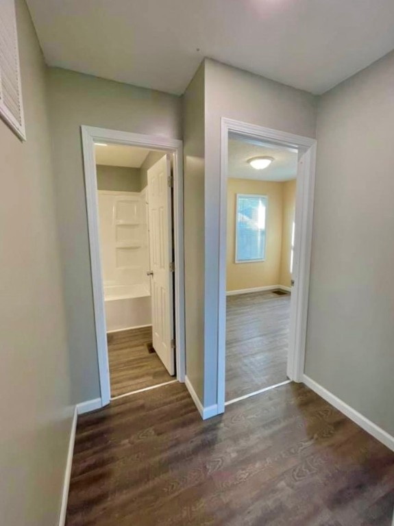 2315 East Olive Street Decatur, IL 62526 - Photo 6 of 8 Gallery Image 6