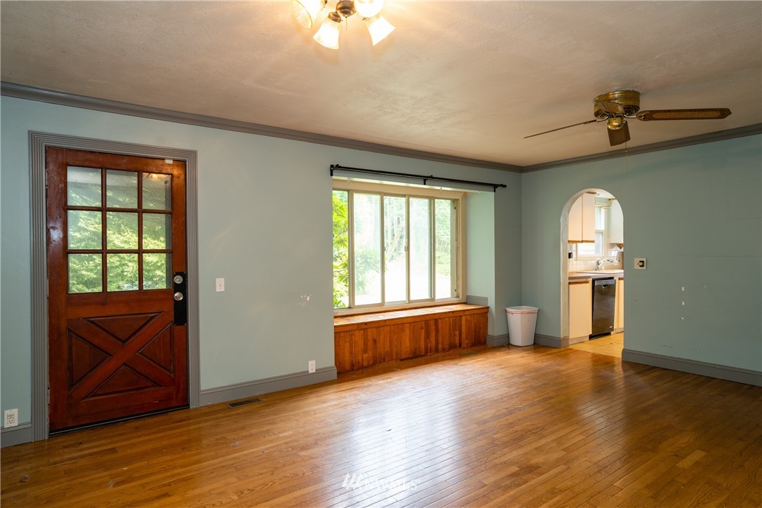 4683 Aldrich Road Bellingham, WA 98226 - Photo 5 of 19 Gallery Image 5