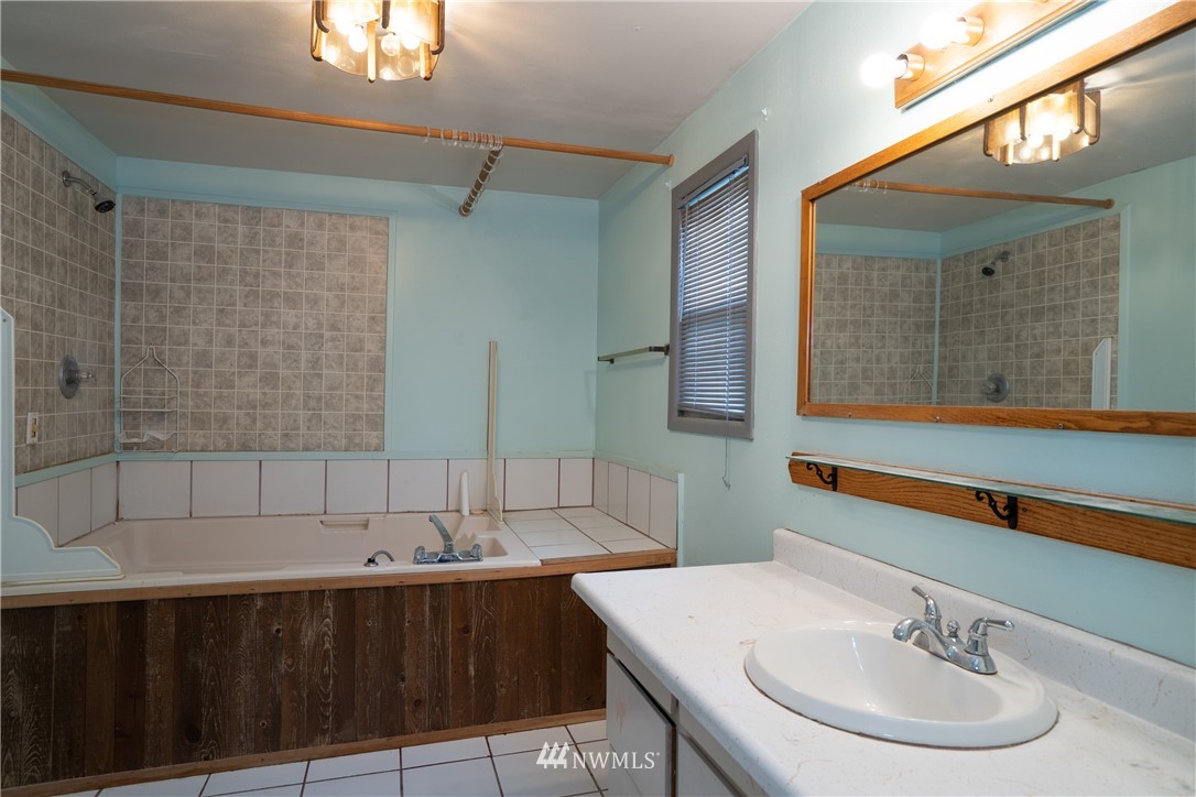 4683 Aldrich Road Bellingham, WA 98226 - Photo 7 of 19 Gallery Image 7