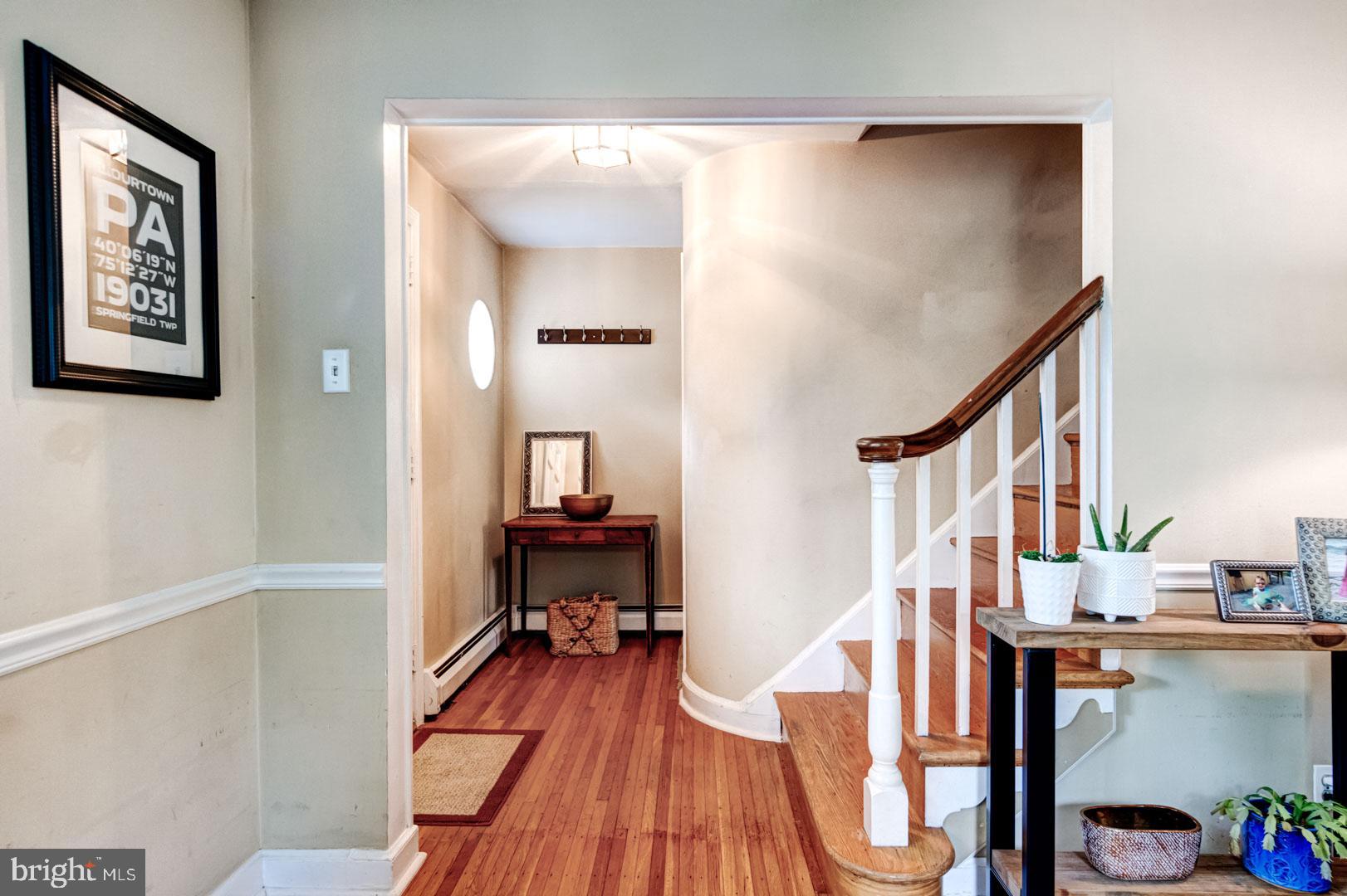 859 Valley View Road Flourtown, PA 19031 - Photo 2 of 39 Gallery Image 2