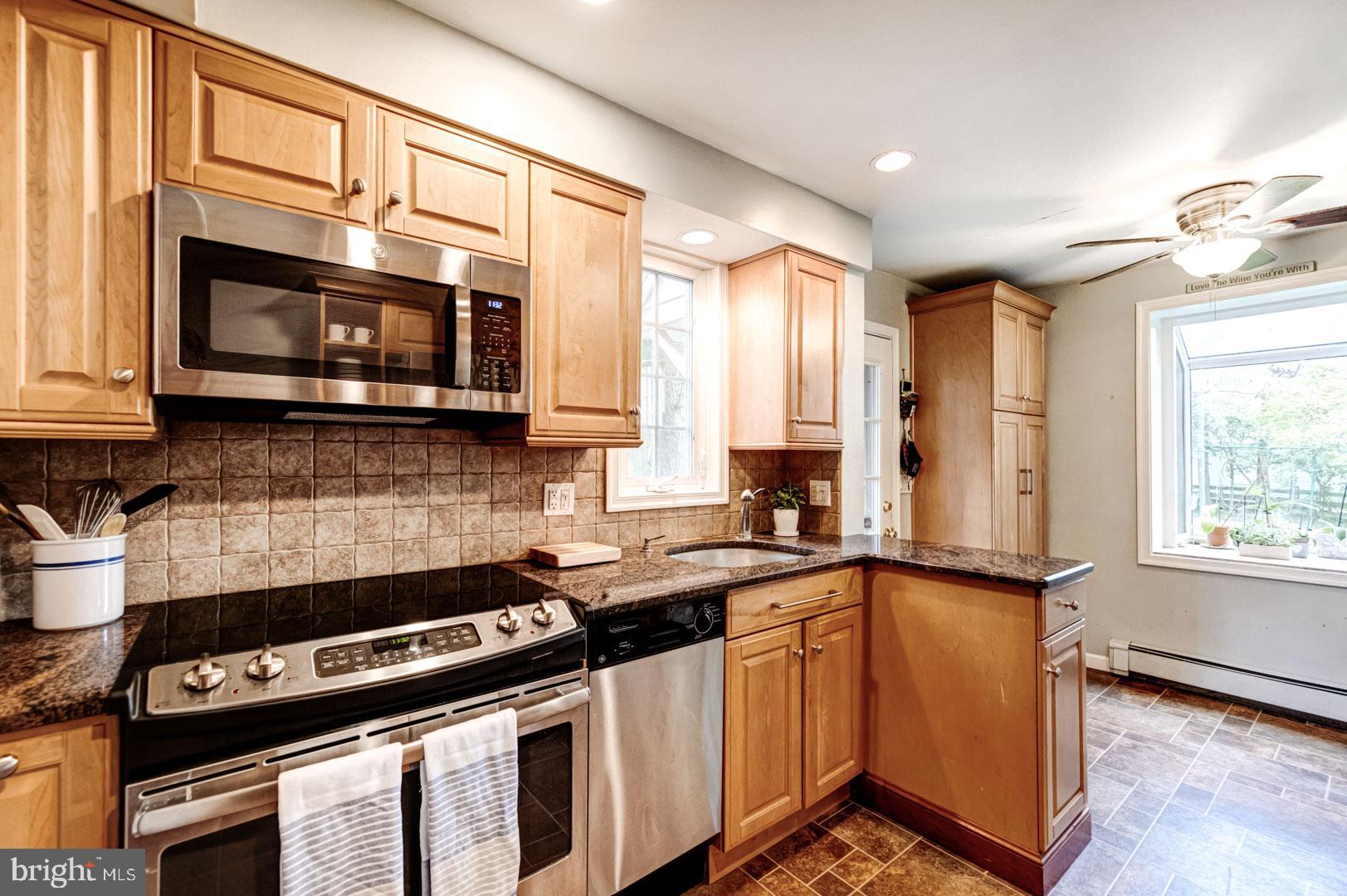 859 Valley View Road Flourtown, PA 19031 - Photo 10 of 39 Gallery Image 10