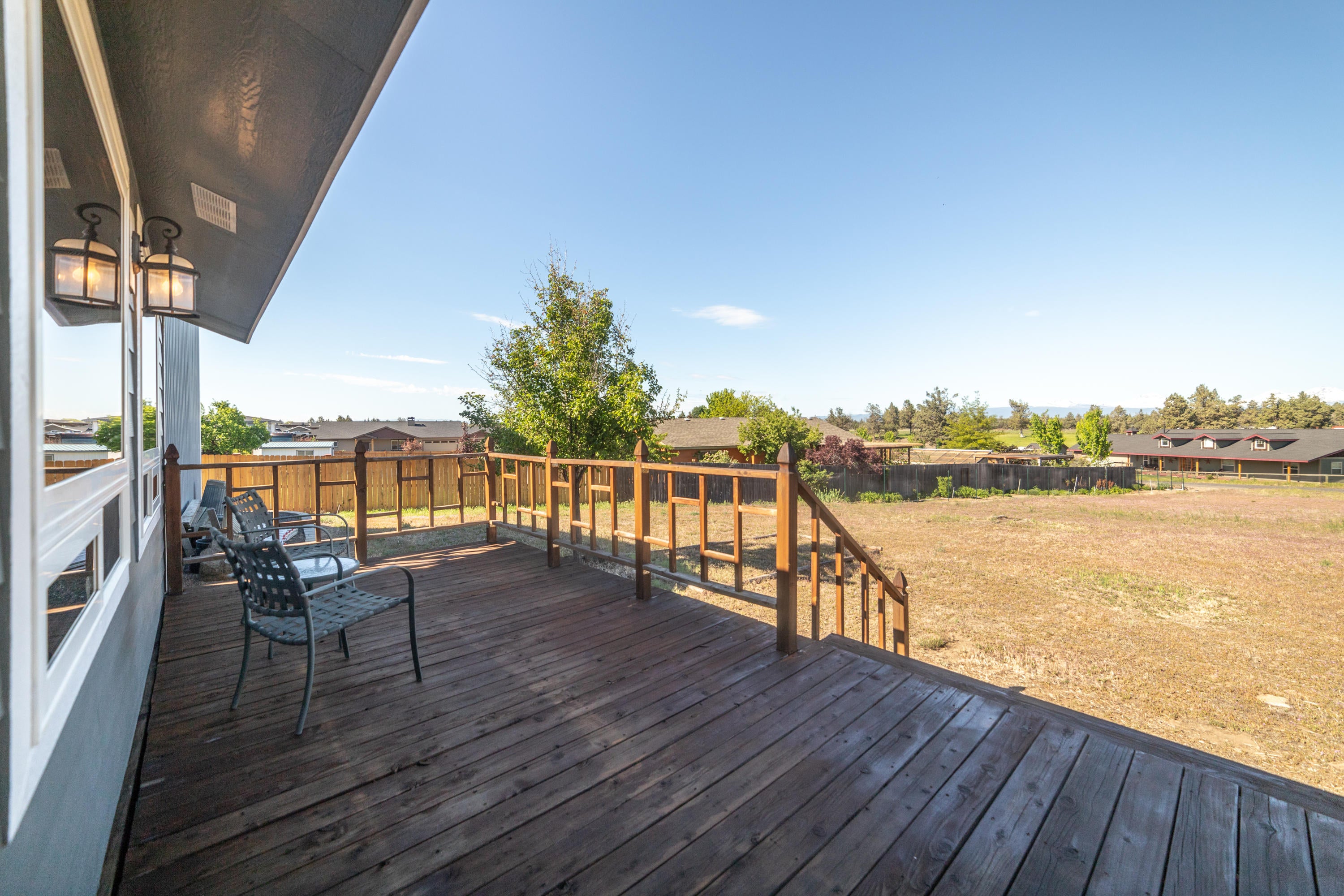 3377 Southwest 46th Street Redmond, OR 97756 - Photo 25 of 34 PhotoMyListing-23