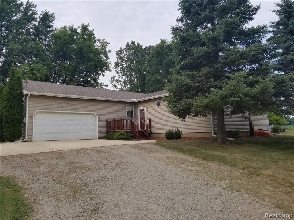 6500 Byron Road Howell, MI 48855 - Photo 34 of 34 Side entry garage