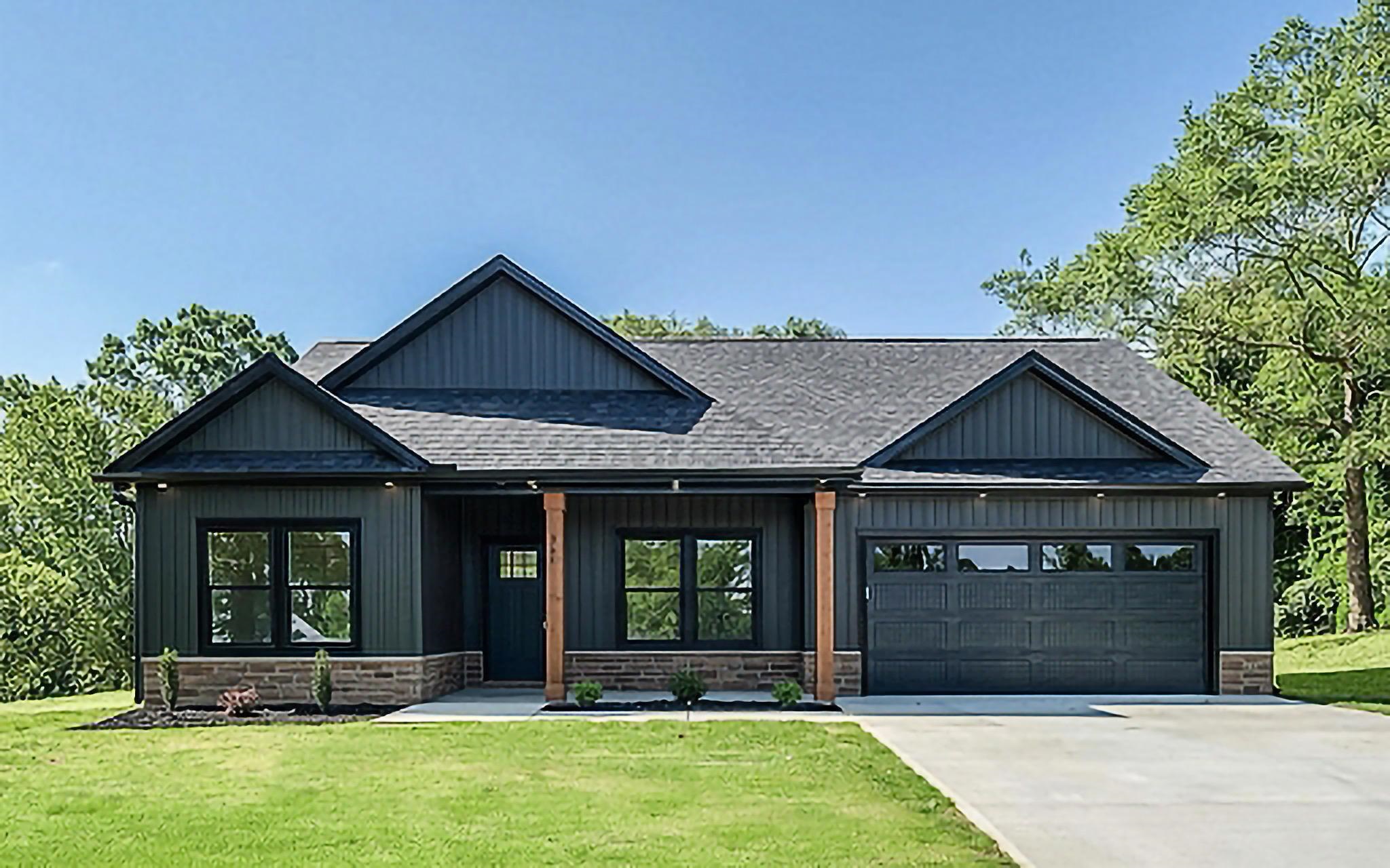 313 Tracy Court Wellford, SC 29385 - Photo 1 of 24