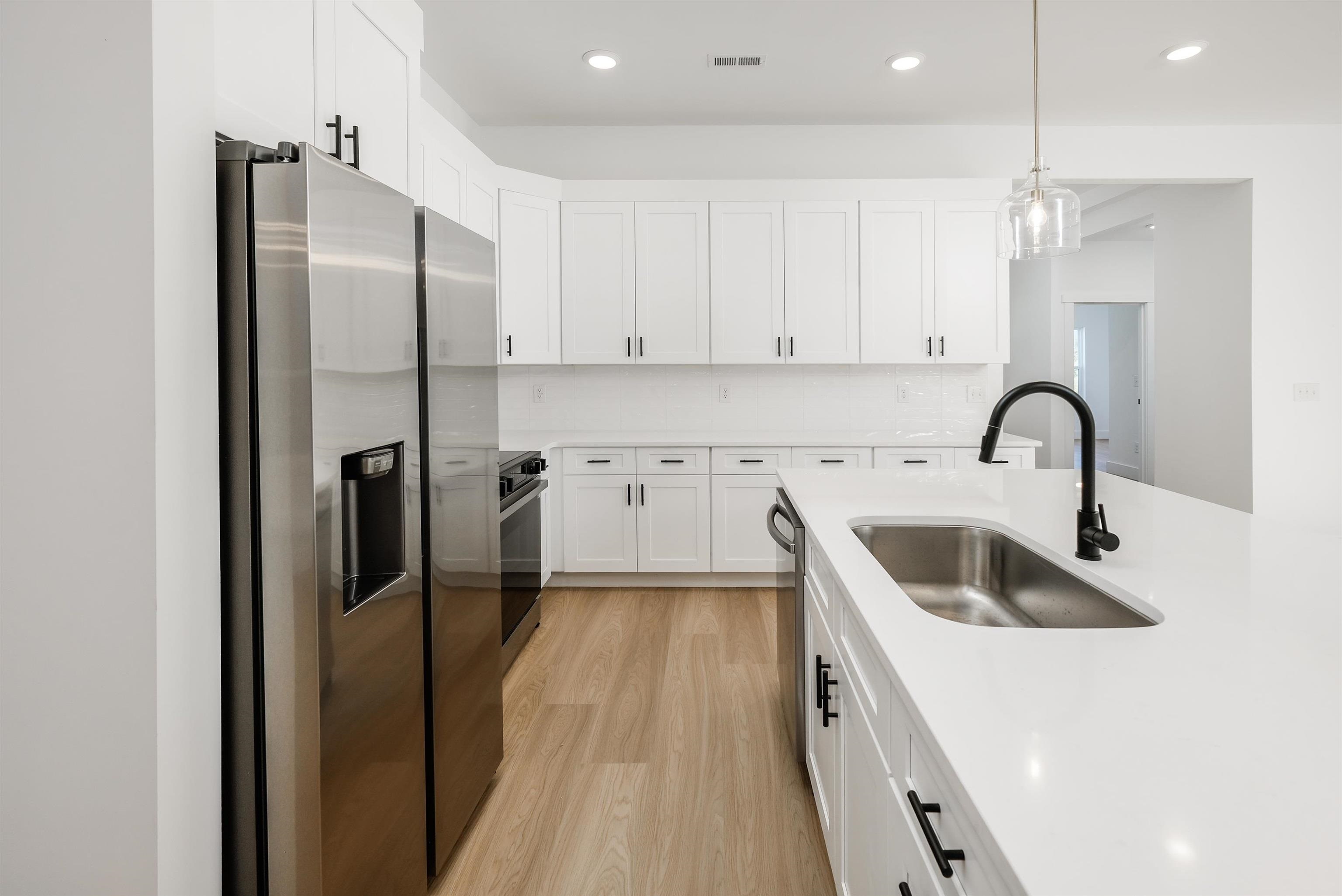 313 Tracy Court Wellford, SC 29385 - Photo 12 of 24