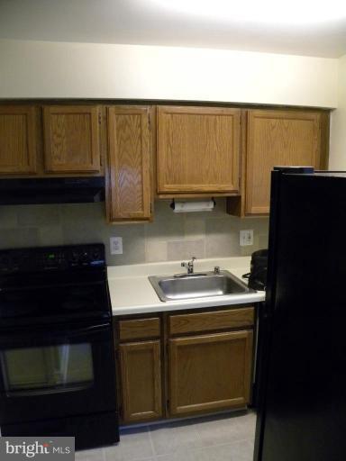2912 13th Road South, Unit 201 Arlington, VA 22204 - Photo 3 of 15 Kitchen