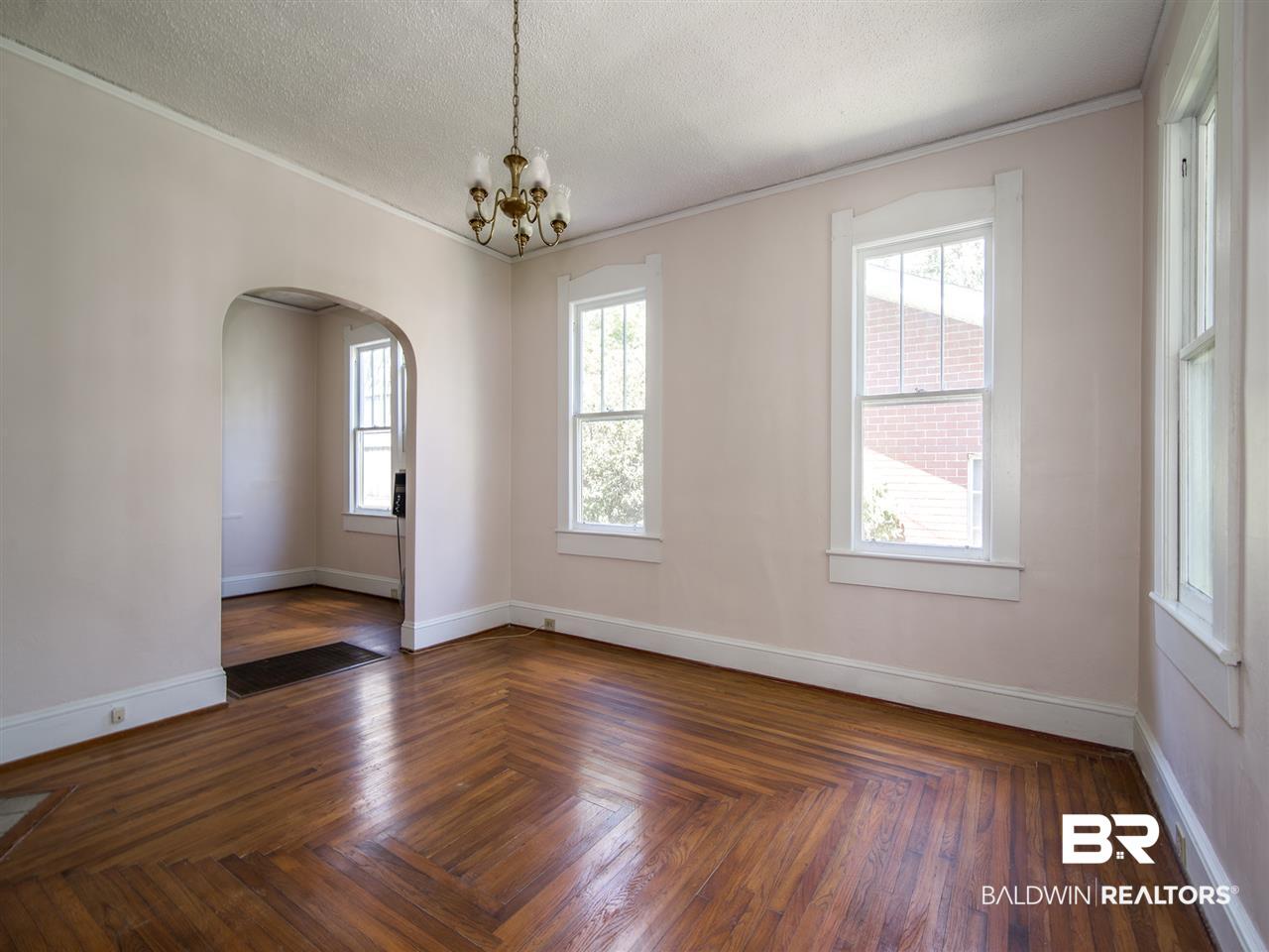 102 Crenshaw Street Mobile, AL 36606 - Photo 4 of 18