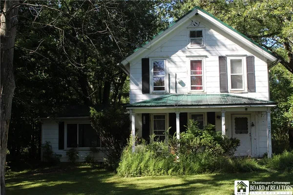 $81,588 | 103 Gardner Street, Pomfret, NY 14063