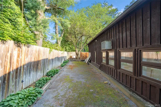 $3,800,000 | 213 Guinea Woods Road, Old Westbury, NY 11568