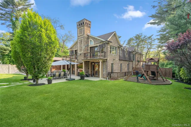 $3,800,000 | 213 Guinea Woods Road, Old Westbury, NY 11568