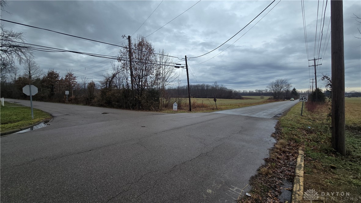1 Middleboro Road Blanchester, OH 45107 - Photo 3 of 8