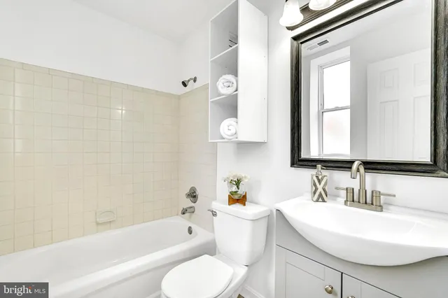 $575,500 | 1838 4th Street Northwest, Unit 2A, Washington, DC 20001