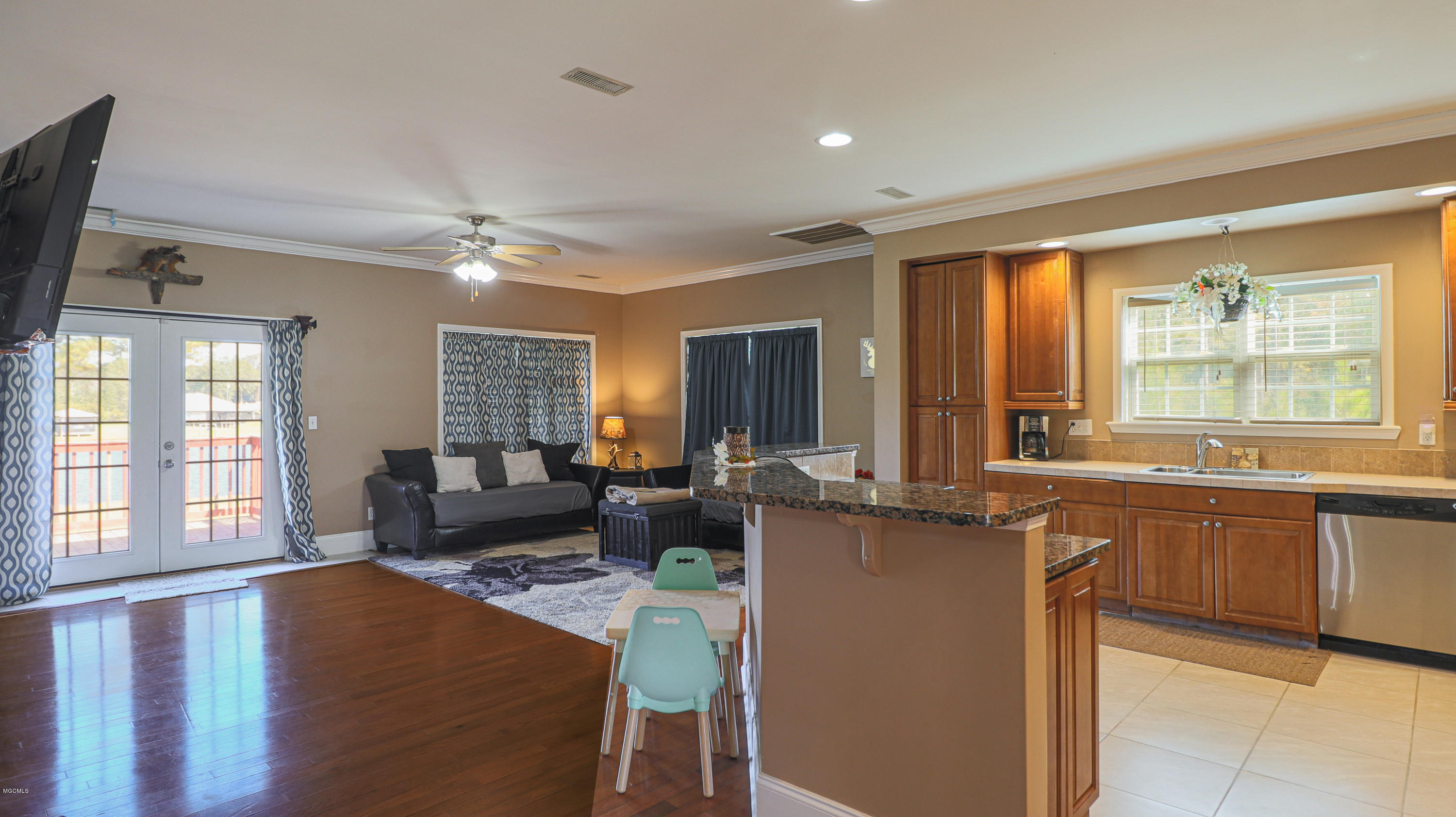 130 Clear Lake Road Perkinston, MS 39573 - Photo 10 of 29 130 Clear Lake-107