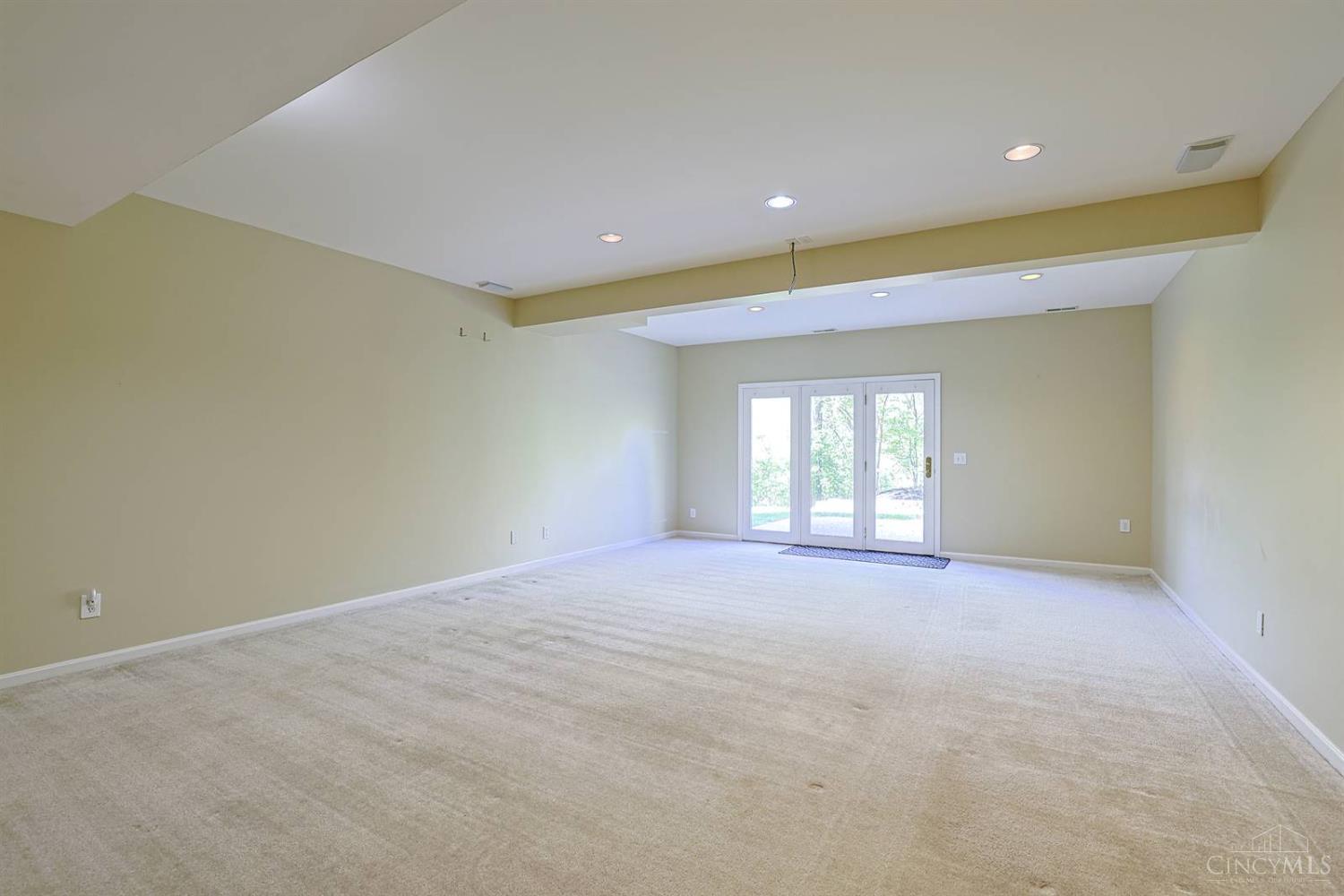 4725 Miami Road Cincinnati, OH 45243 - Photo 48 of 83