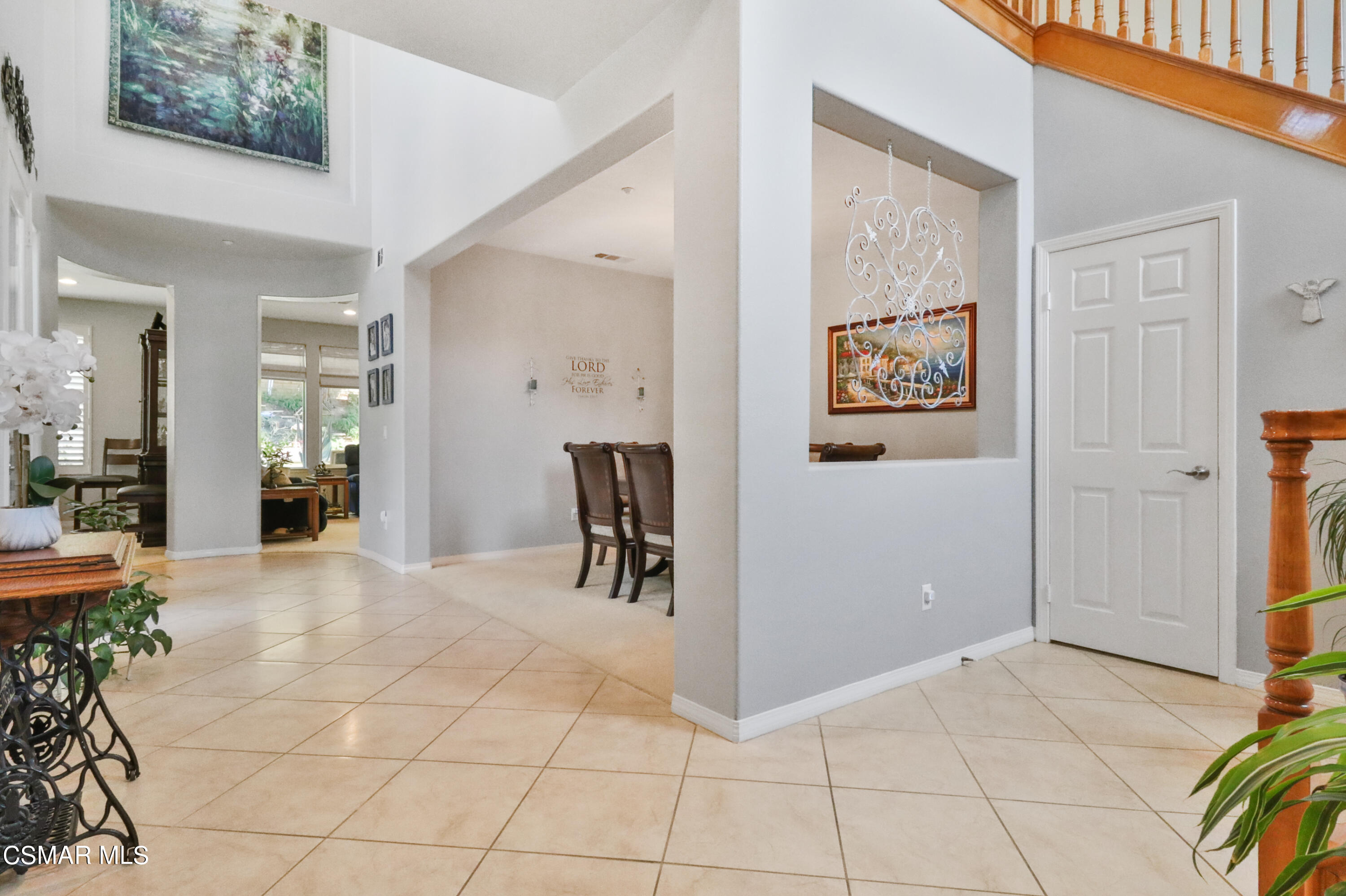 1419 Hidden Ranch Drive Simi Valley, CA 93063 - Photo 5 of 50 a view of a livingroom with furniture and windows