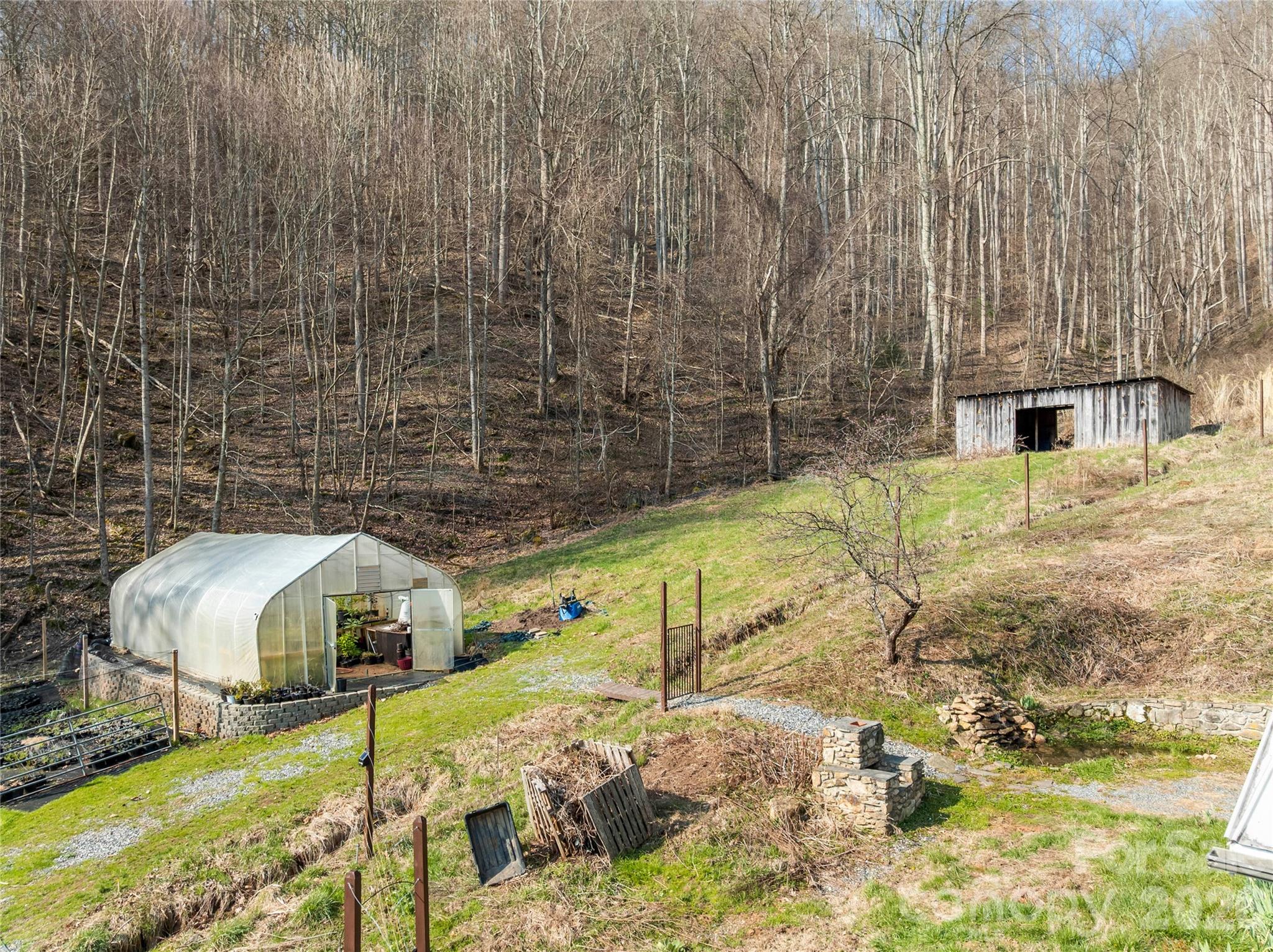 1105 Griffin Branch Road Marshall, NC 28753 - Photo 33 of 48