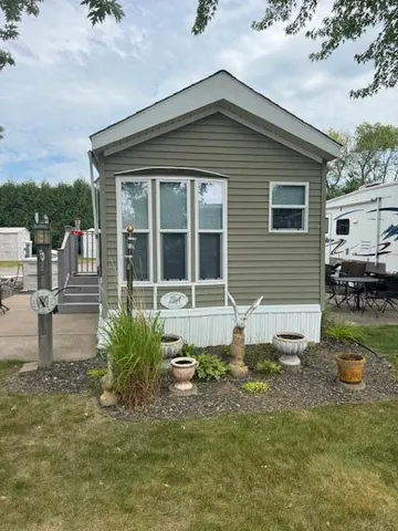 $105,000 | 4328 460th Street, Unit 30, Isle, MN 56342
