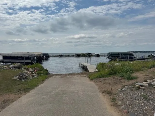 $105,000 | 4328 460th Street, Unit 30, Isle, MN 56342