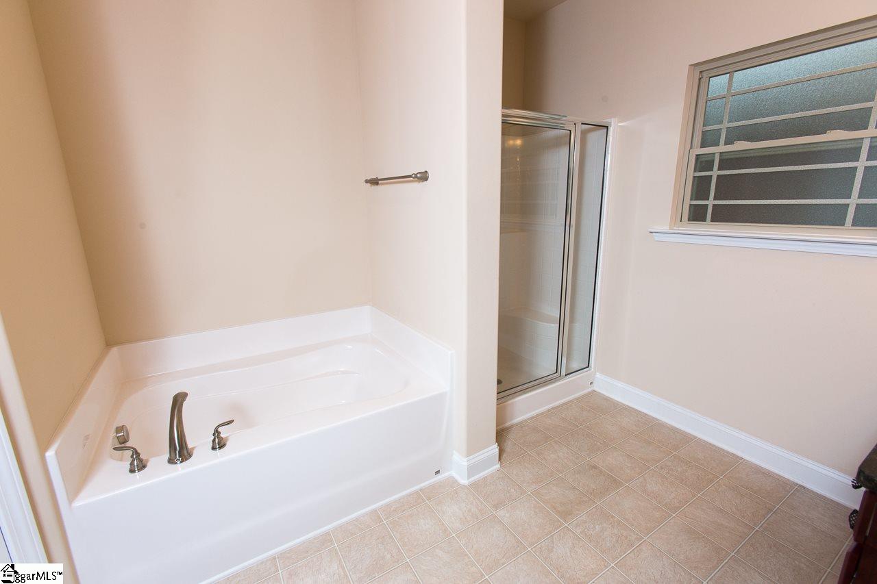 128 Raritan Court Simpsonville, SC 29681 - Photo 14 of 20 Gallery Image 14