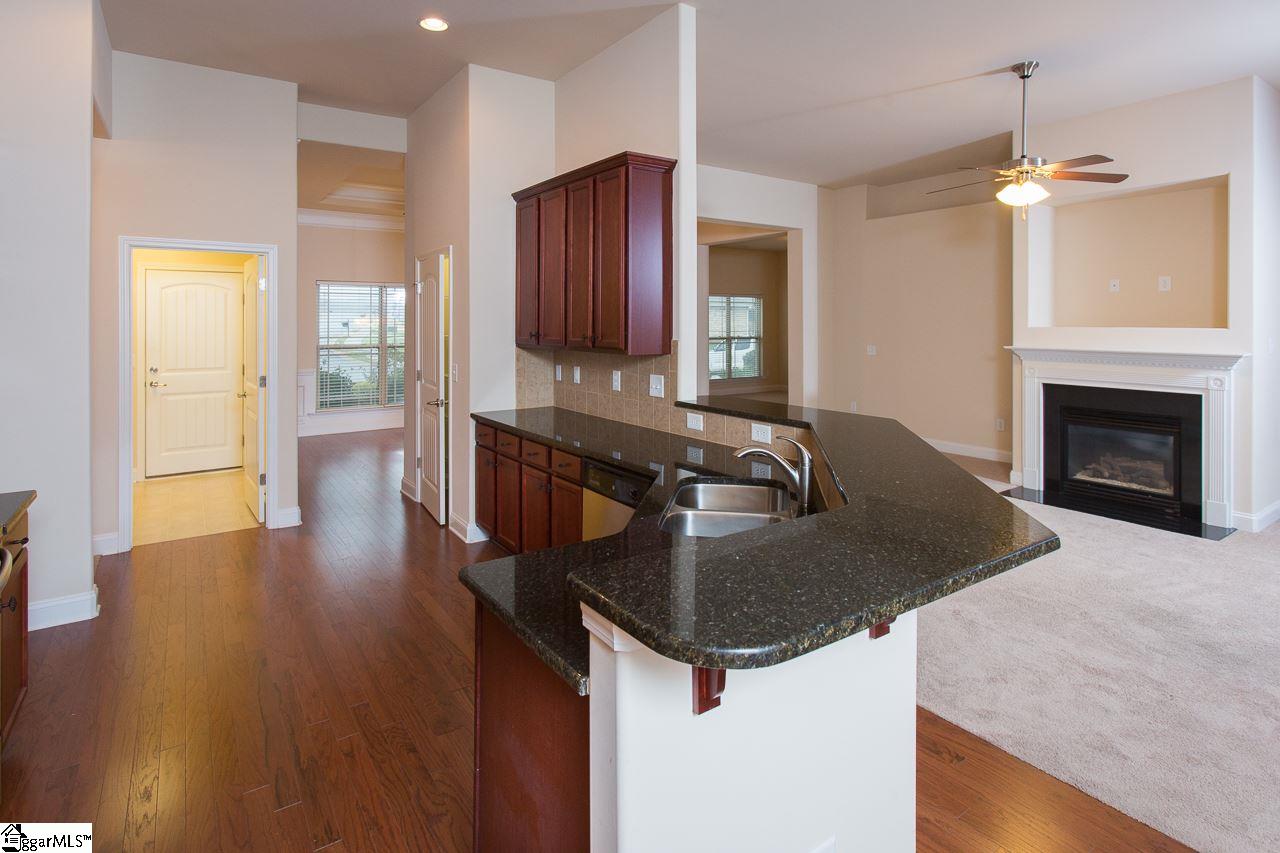 128 Raritan Court Simpsonville, SC 29681 - Photo 6 of 20 Gallery Image 6