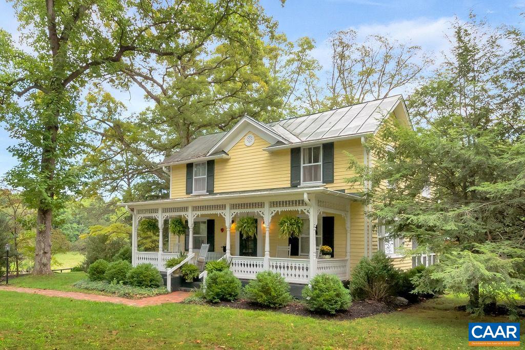 635 Greenwood Road Greenwood, VA 22943 - Photo 8 of 61 a front view of a house with garden