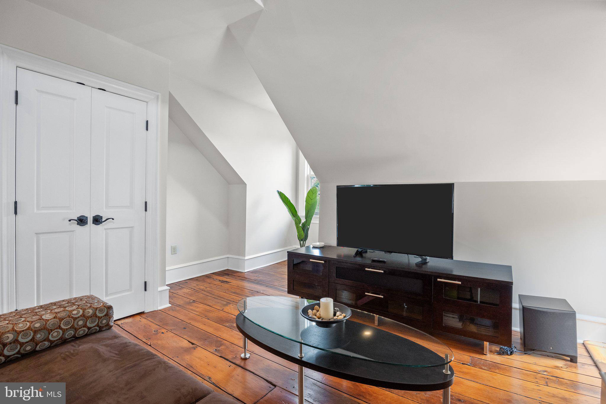 1021 Meetinghouse Road Rydal, PA 19046 - Photo 46 of 83