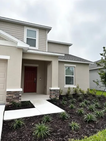 a front view of house with yard