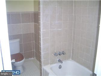 527 South Redfield Street Philadelphia, PA 19143 - Photo 5 of 11